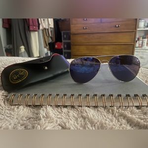 NEW Ray-ban silver sunglasses with case